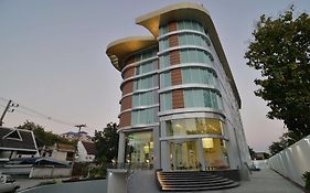 โรงแรมบายสิริมายา